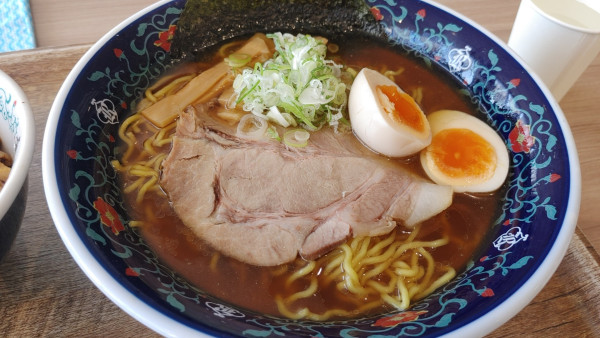 「煮干醤油ラーメン　大盛　味玉トッピング」@凌駕IDEA イオンモール松本店の写真