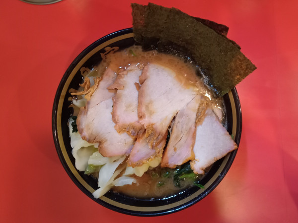 「燻製チャーシューラーメン＋キャベツ」@横濱家系ラーメン 川島家の写真