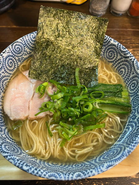 「煮干しそば 白」@中華そば 亜熱帯の写真