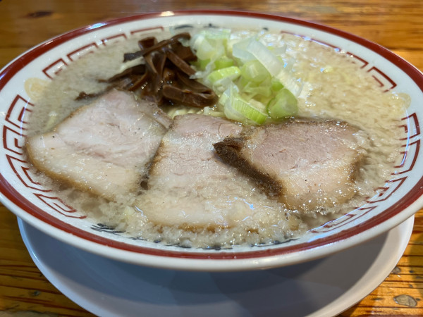 「中華そば（こってり）　800円＋大盛り150円」@田中そば店の写真