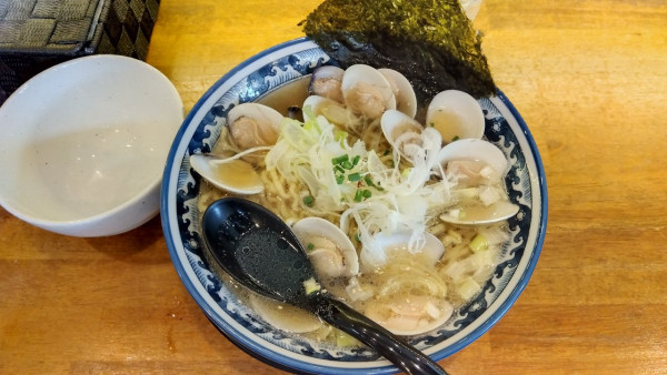 「はまぐりラーメン 大盛り」@和風楽麺 四代目 ひのでや 大宮店の写真