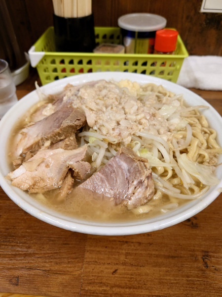 「大豚  ニンニク  アブラ」@ラーメン二郎 品川店の写真
