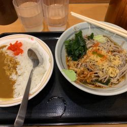 カレーライスセットそば 720円