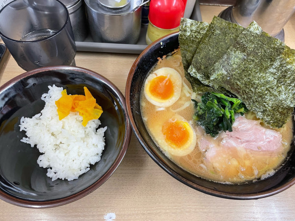 「ラーメン」@横浜らーめん 武蔵家 池袋店の写真