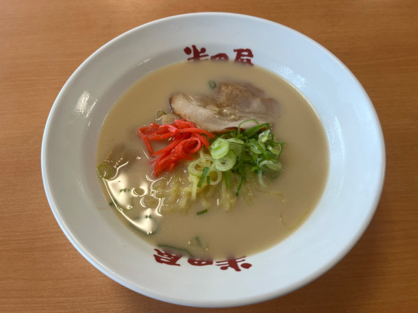 「とんこつラーメン」@大衆食堂 半田屋 サンシャインスクウェア小名浜店の写真