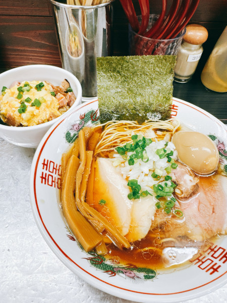 「伊吹いりこ100%淡口醤油らーめん」@麺や 睡蓮の写真