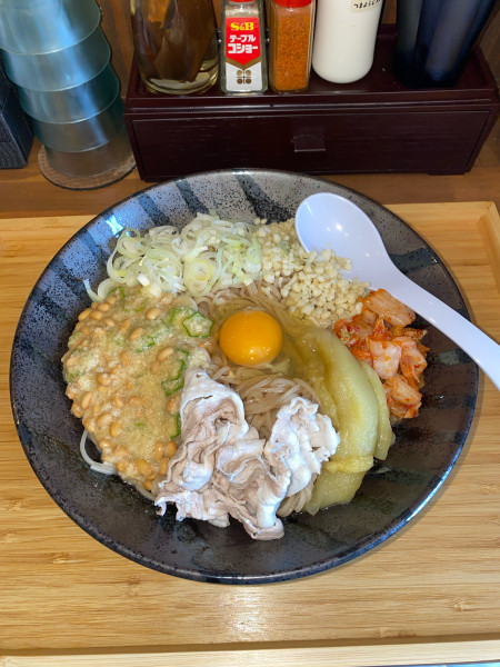 「飛騨結旨豚しゃぶのねばとろまぜそば大盛¥1,280円(限定)」@らぁめん 麺彩家の写真