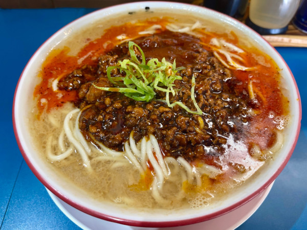 「ビリビリ豚タンタン  大盛」@らーめん よし丸の写真