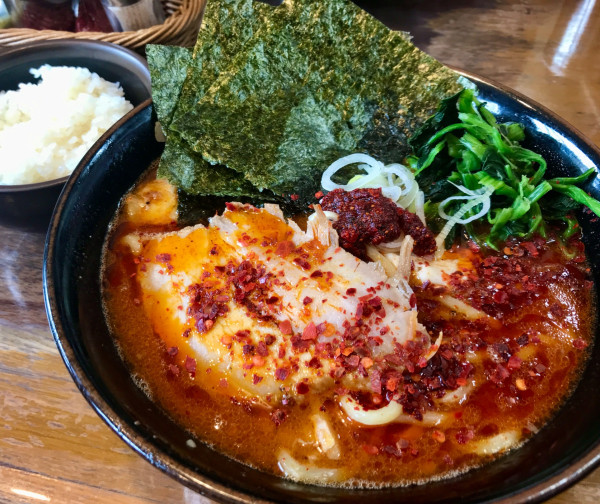 「赤いとき卵ラーメン」@ラーメン 大山家の写真
