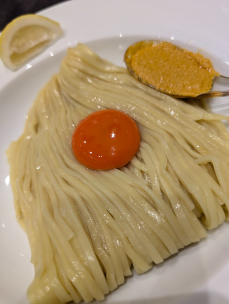 「雲丹バターたまご麺＆肉丼」@むかん横浜の写真