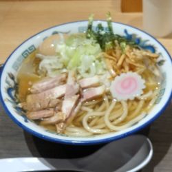 冷やかけ並740円、味玉100円
