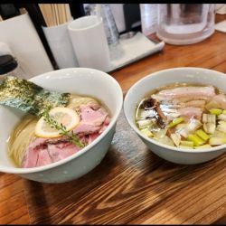 昆布水醤油つけめん