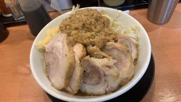 「小豚ラーメン」@豚のトリコの写真