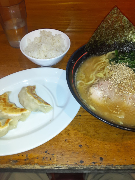 「ランチセット(醤油ラーメン、半餃子、半ライス)1100円」@横浜家系ラーメン 大将家の写真