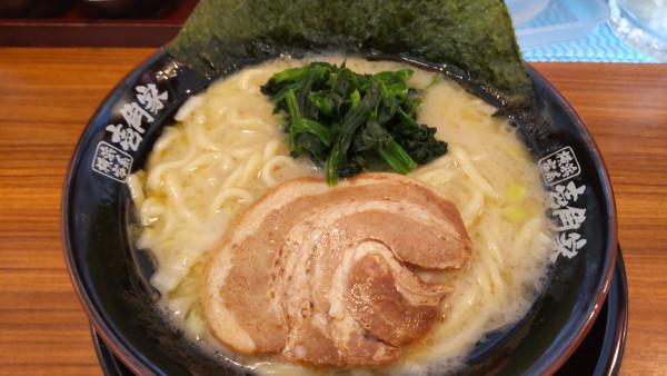 「ラーメン塩600円麺やわらかめ（毎月11日）」@横浜家系ラーメン 横浜道 野田蕃昌店の写真