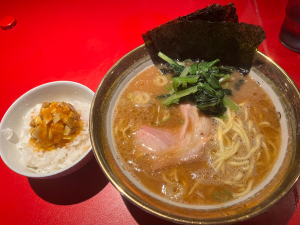 「ラーメン　玉子まぶし」@厚木家の写真