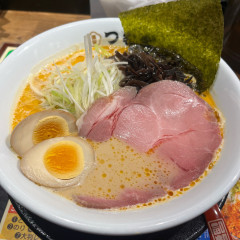 純米濃厚味噌ラーメン つむぎの写真