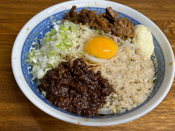 「まぜそば」@豚男爵の写真