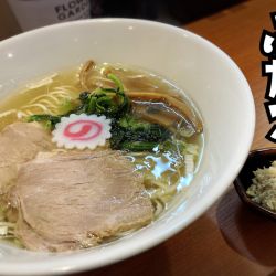 生姜塩ラーメン¥750