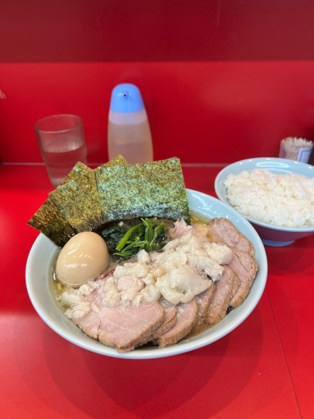 「チャーシューメン(¥1000)+背脂(100)」@横浜ラーメン 武蔵家 三鷹店の写真