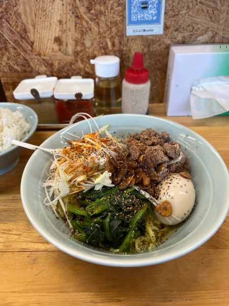 「冷やしにんにくまぜそば(¥1000)」@えんふく家の写真