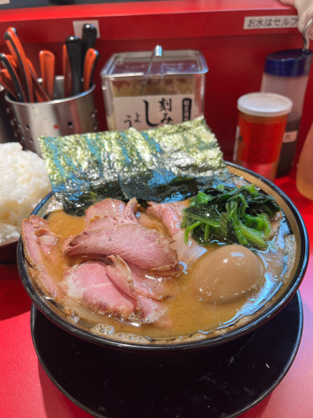 「チャーシューメン(¥1050)+チャーシュー2枚(¥200)」@王道家直伝 家系ラーメン 本ごう家王道乃印の写真