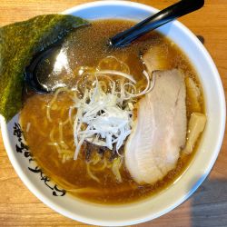 焼き醤油らーめん＋チャーシュー1枚