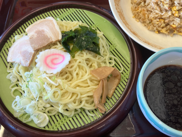 「ざるラーメン400円(セット価格)他」@山田うどん食堂 竜ヶ崎店の写真