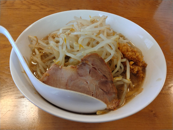 「G系浦郎ラーメン　ニンニク入れますか　850円」@麺屋お浦の写真