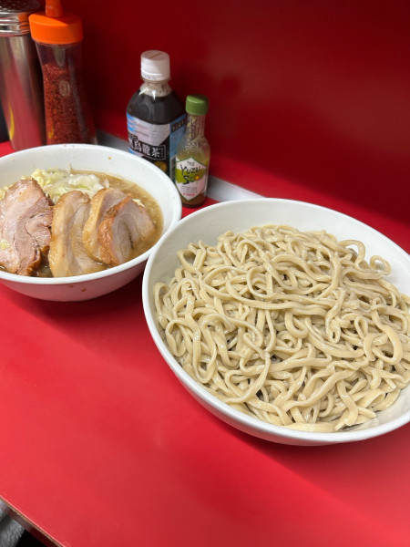 「大つけ麺豚入、ニンニク」@ラーメン二郎 湘南藤沢店の写真