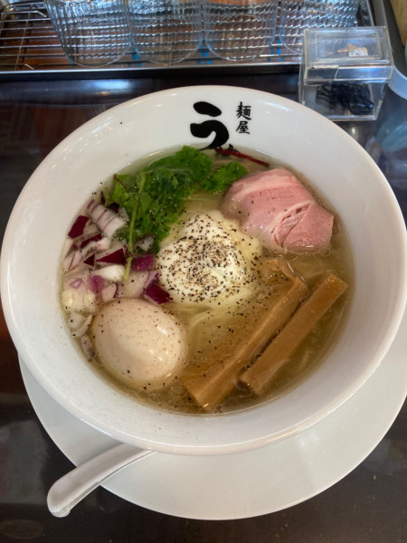 「塩チーズらーめん　ラーパス　味玉」@麺屋 うめはら あずま店の写真
