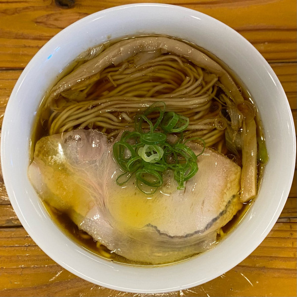 「醤油味のらぁ麺 ¥800」@まほろばの写真