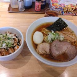 正油大盛味玉トッピング+チャーシュー丼