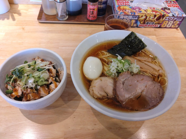 「正油大盛味玉トッピング+チャーシュー丼」@ふる川の写真