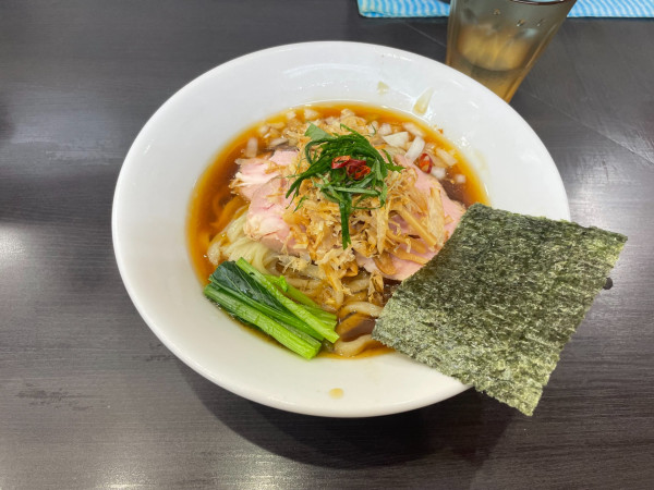 「秋刀魚節の冷やしらーめん」@自家製手打ち麺 禿の写真