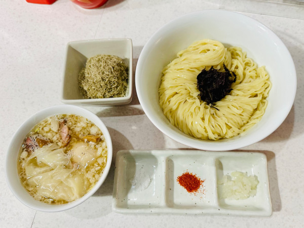「【限定】特製昆布水背脂煮干し塩つけ麺【2000円】」@ラーメン星印の写真