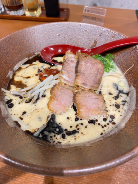 「赤べこラーメン」@和牛ラーメン 繕の写真