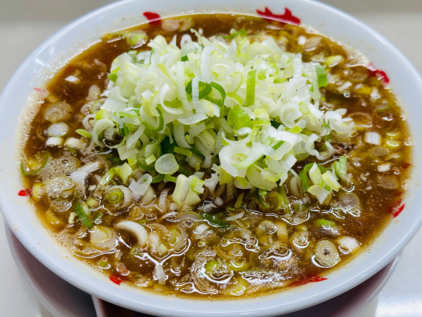 「中華そば 860円 大盛 150円 ネギ 100円×2」@中華そば きくたにの写真