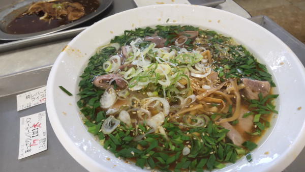 「あっさりレバーラーメン700円太麺」@とん平食堂 柏店の写真