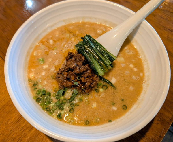 「四川坦々麺1040円」@餃子 照井 南矢野目店の写真