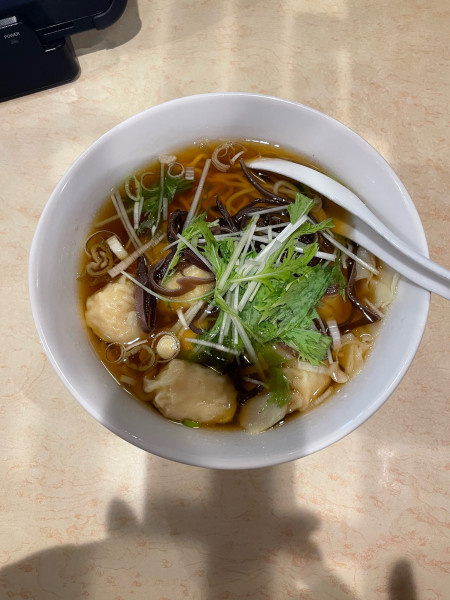 「エビワンタン麺(1078円)」@香港大飯店の写真