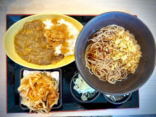 「朝ソバカレー(480¥)」@ゆで太郎 ひたちなか高場店の写真