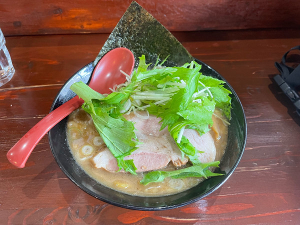 「醤油ラーメン」@麺屋 八丸の写真