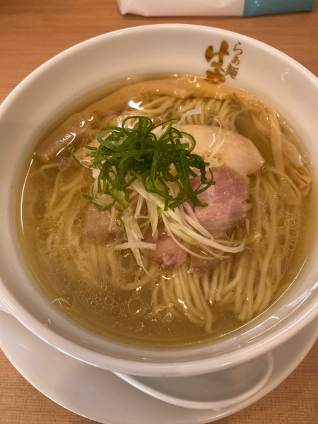「塩らぁ麺➕麺固め」@らぁ麺 はやし田 錦糸町店の写真