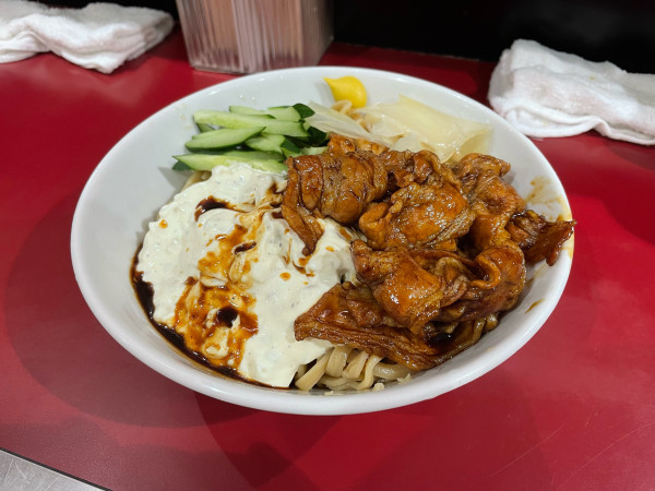 「すごい冷やし中華」@立川マシマシ 国分寺店の写真