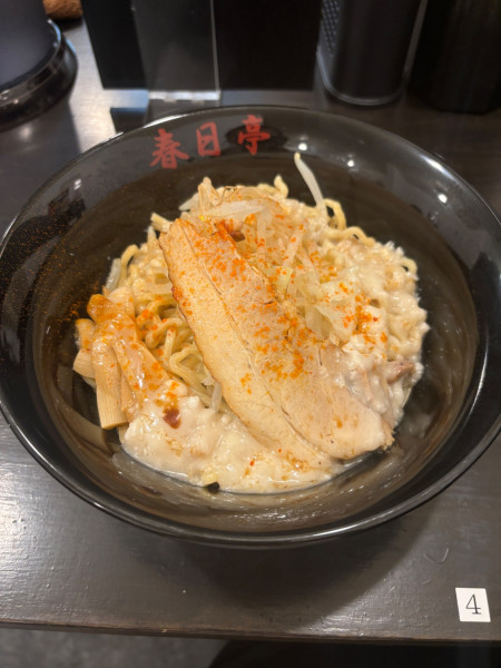 「鶏豚油そば（並）」@油そば春日亭 つくばEX研究学園店の写真