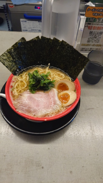 「家系ラーメン」@吉祥寺 武蔵家 熊谷店の写真