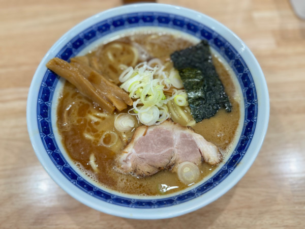 「ラーメン(230g)1000円」@中華そばの店 みのひの写真