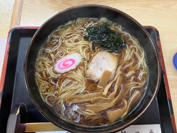 「中華そば　大盛　850円」@朝日屋の写真