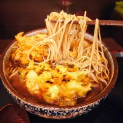 かき揚げそば（800円）